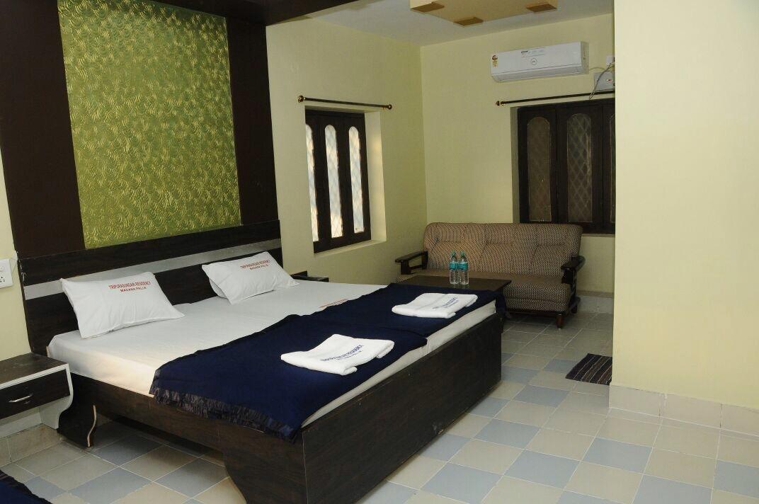 فندق Madanapalleفي  Tripura Sundari Residency المظهر الخارجي الصورة