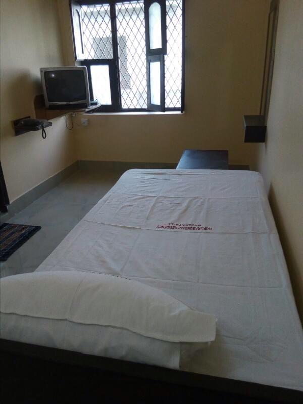 فندق Madanapalleفي  Tripura Sundari Residency المظهر الخارجي الصورة